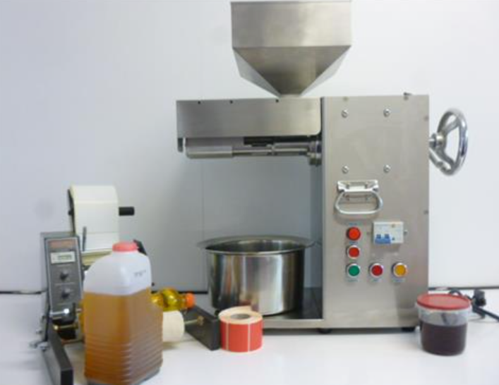 Extractor universal - Presa ulei cu presare la rece - produs nou